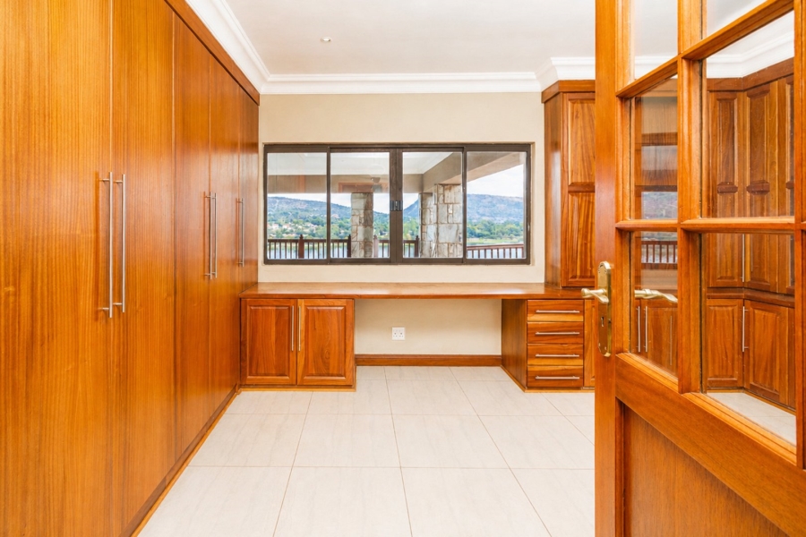 3 Bedroom Property for Sale in Birdwood Estate North West